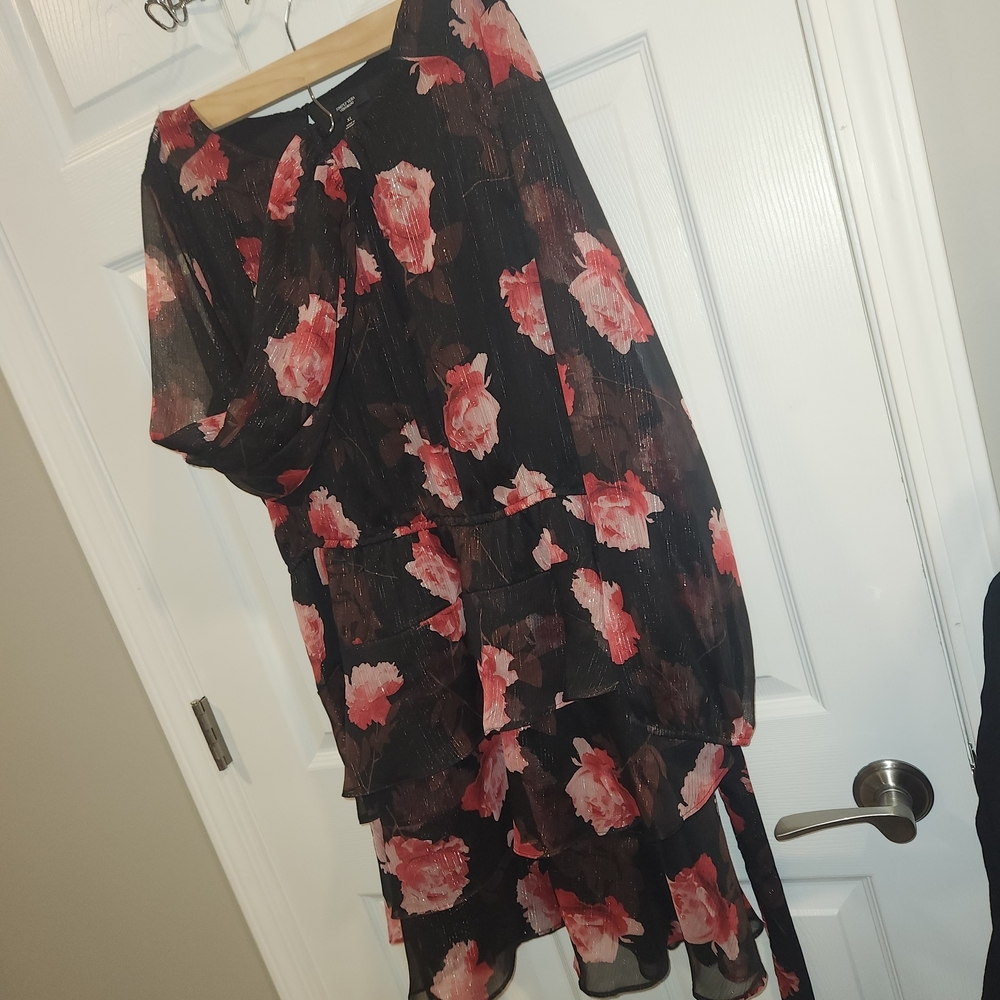 Simply Vera Vera Wang Mauve And Light Pink Floral Long Sleeve Black Dress - Picture 6 of 7